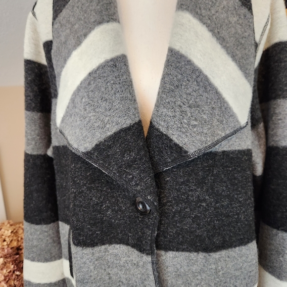 Chico’s Striped Coat/Jacket - Picture 3 of 9